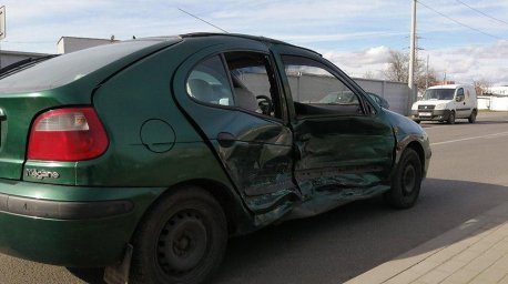 Легковушка сбила женщину на пешеходном переходе в Минске