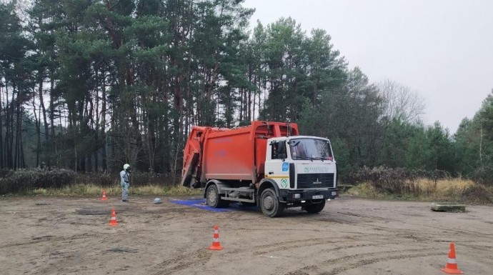 Радиоактивный йод обнаружили в мусоровозе на минской свалке